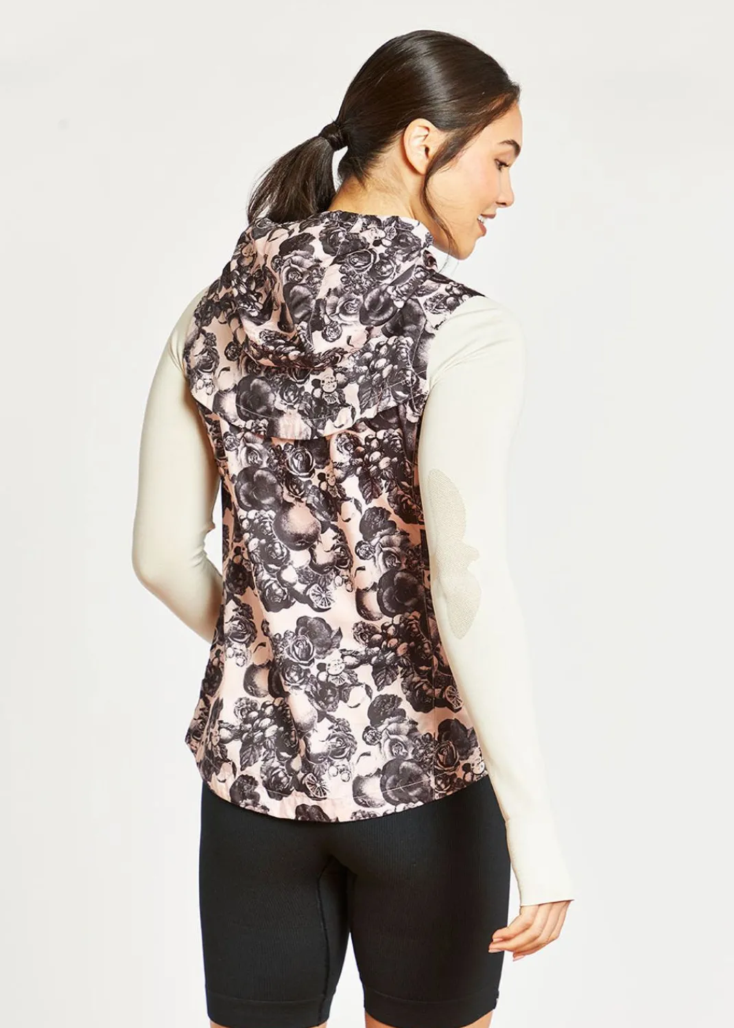 Women Oiselle Vests*Seattle Showers Vest