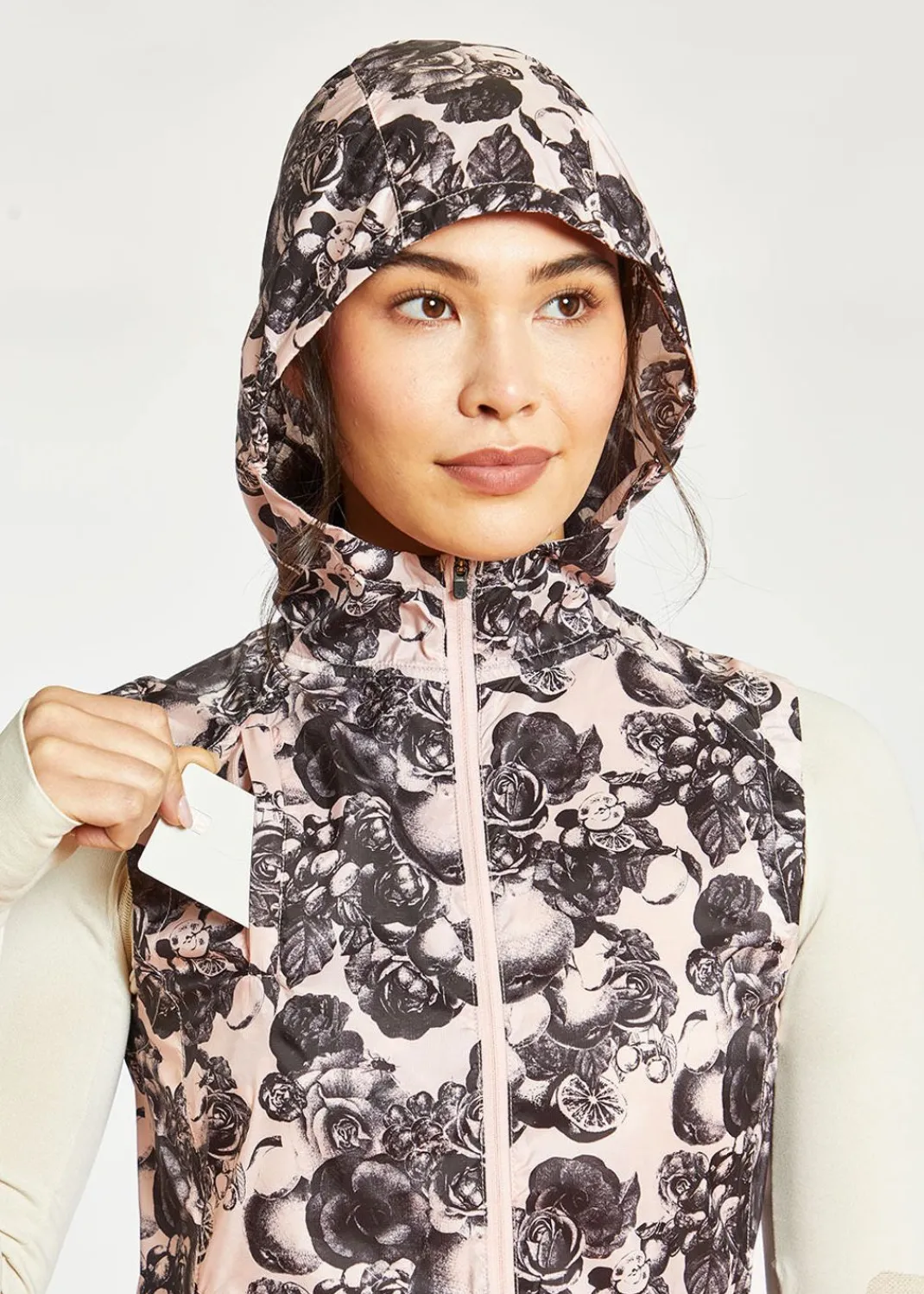 Women Oiselle Vests*Seattle Showers Vest