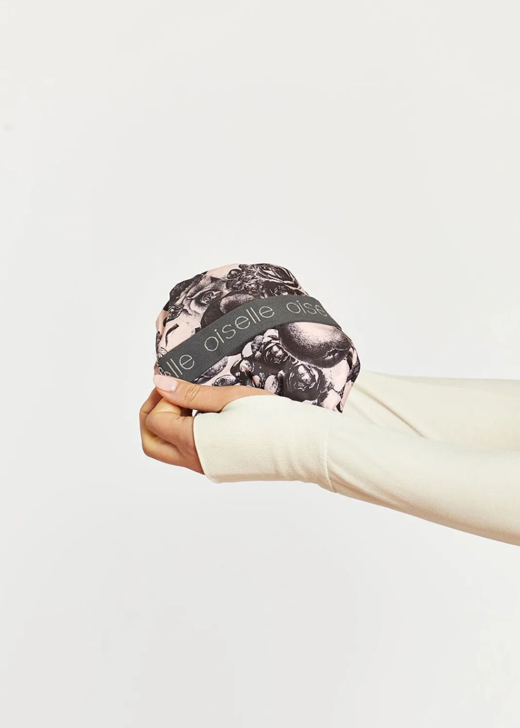 Women Oiselle Vests*Seattle Showers Vest