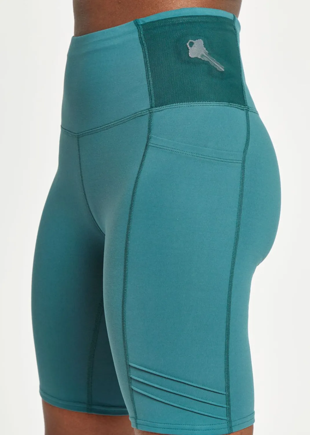 Women Oiselle Shorts*Long Pocket Jogger Shorts