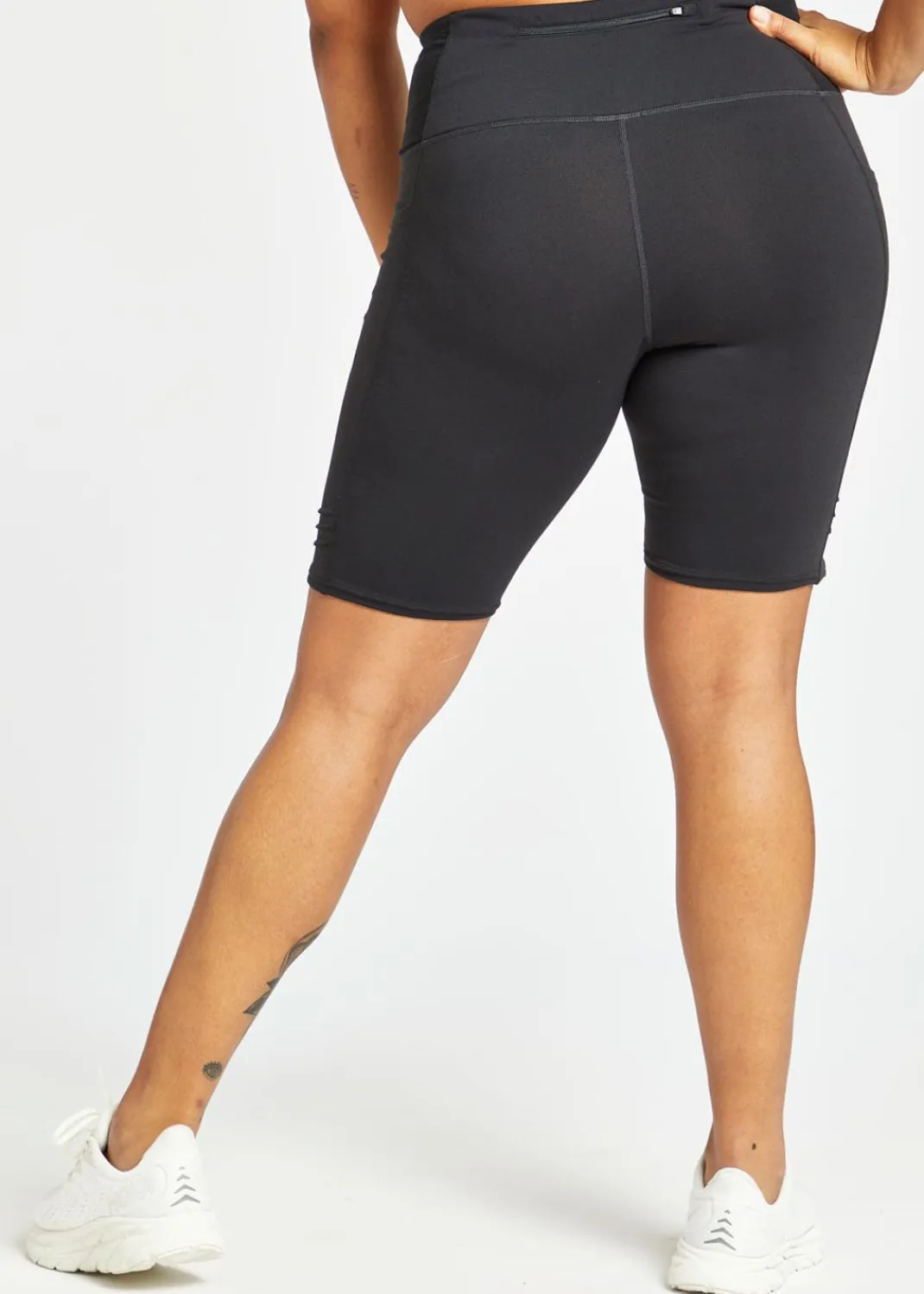Women Oiselle Shorts*Long Pocket Jogger Shorts