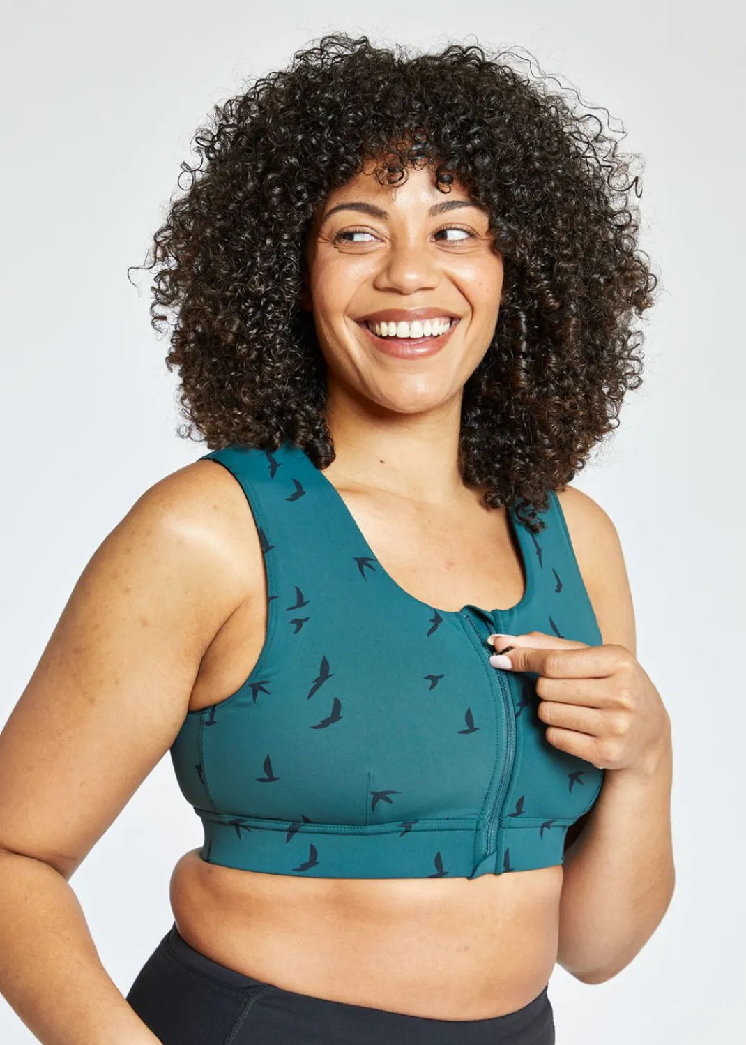 Women Oiselle Sports Bras*Flyout Zip Bra