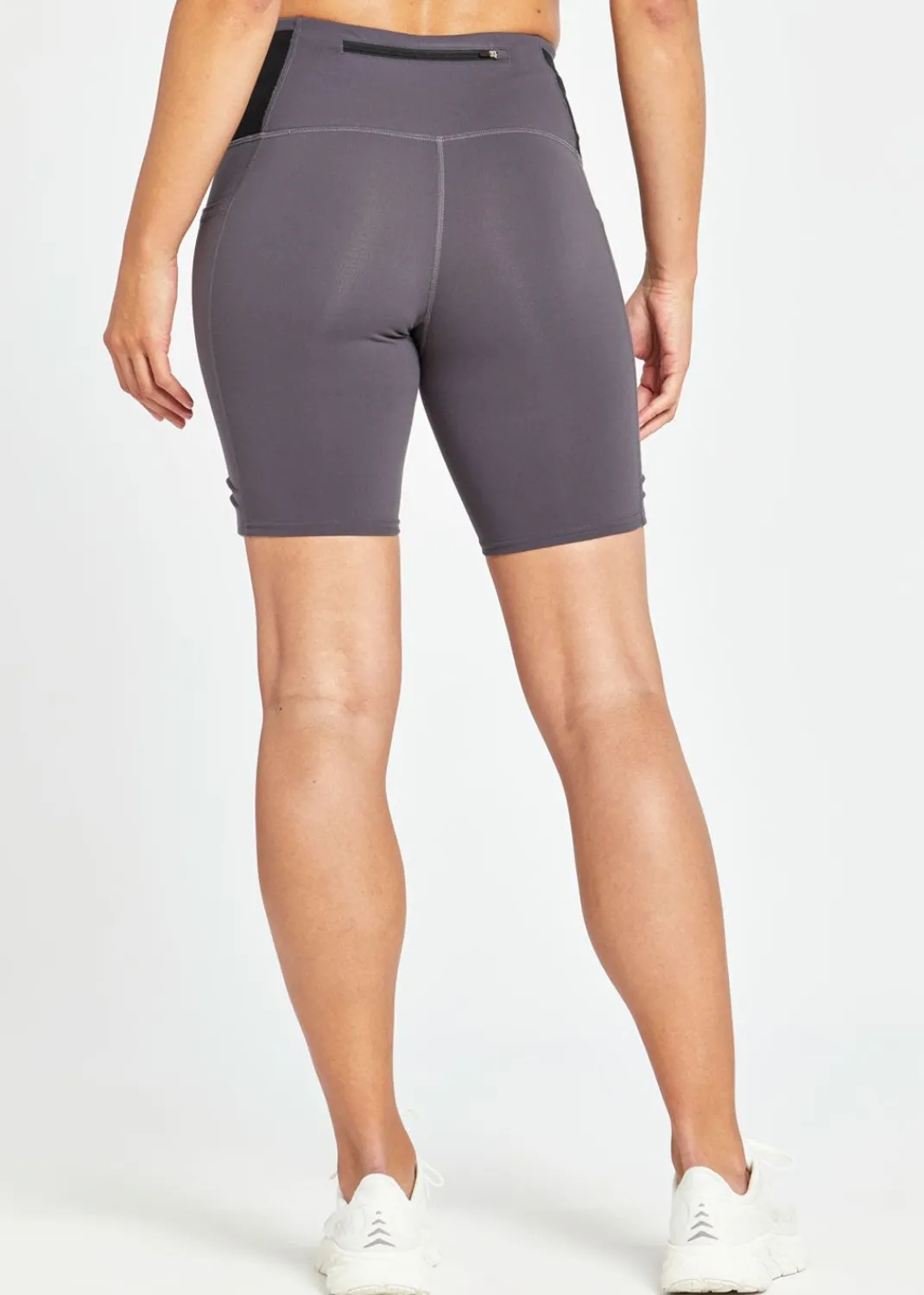 Women Oiselle Shorts*Mid Length Pocket Jogger Shorts