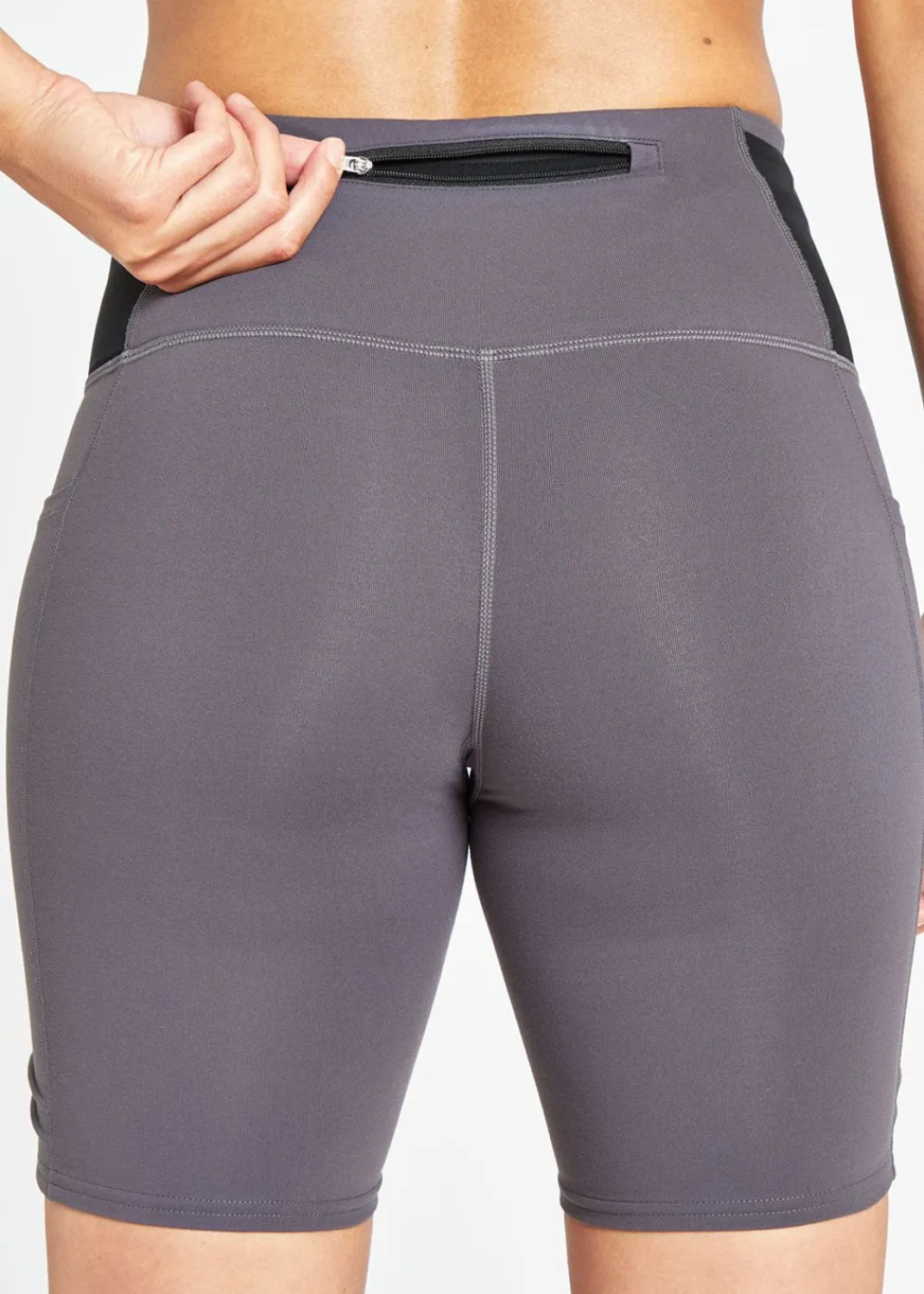 Women Oiselle Shorts*Mid Length Pocket Jogger Shorts